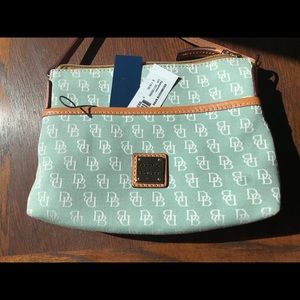 Dooney & Bourke